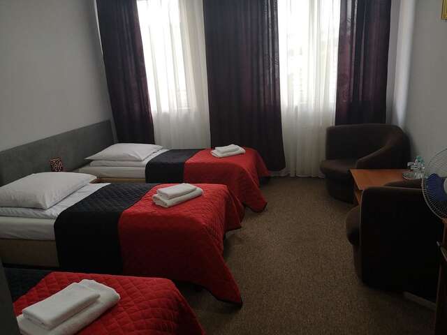 Отель Hotel Everest Венгрув-17